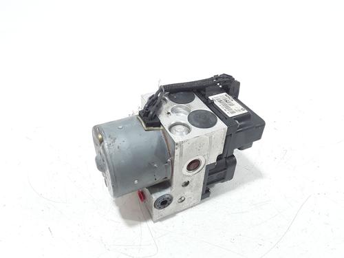 Used ABS pump RENAULT CLIO II (BB_, CB_) 1.2 (BB0A, BB0F, BB10, BB1K, BB28, BB2D, BB2H, CB0A,... (58 hp) 25162906