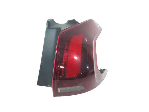 Used Right taillight Right taillight PEUGEOT 2008 I (CU_) 1.2 THP 110 / PureTech 110 (110 hp) 33917612 33917612
