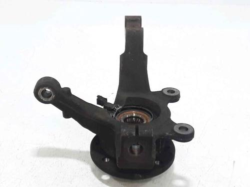 Used Left front steering knuckle NISSAN MICRA III (K12) 1.2 16V (65 hp) 25198158