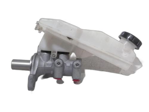 Used Brake master cylinder PEUGEOT 208 II (UB_, UP_, UW_, UJ_) 1.2 PureTech 100 (101 hp) 29467750