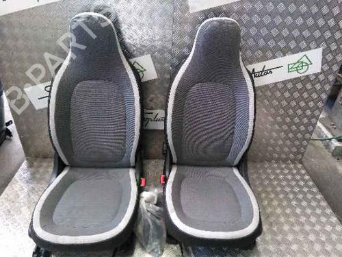 Ensemble sièges RENAULT TWINGO III (BCM_, BCA_) 1.0 SCe 70 (BCMB) (69 hp) 25194377