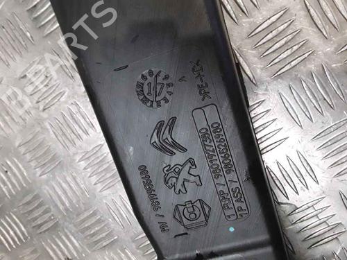 Windscreen washer tank PEUGEOT 308 II (LB_, LP_, LW_, LH_, L3_) 1.6 GTi (L35GNH) | BP25201560C113