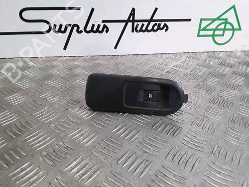 Used Right front window switch RENAULT SCÉNIC II (JM0/1_) 1.5 dCi (JM1E, JM16) (106 hp) 25191468