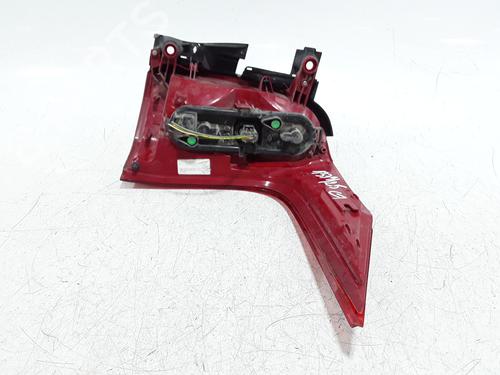 Left taillight PEUGEOT 5008 (0U_, 0E_) 1.6 HDi | BP32260405C34