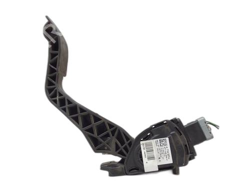 Pedal PEUGEOT 2008 I (CU_) 1.2 THP 110 / PureTech 110 (110 hp) 31795748