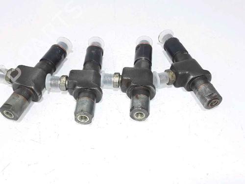 Injector RENAULT TRAFIC Van (T_, P_, V_) 2.1 D | BP25181105M100 