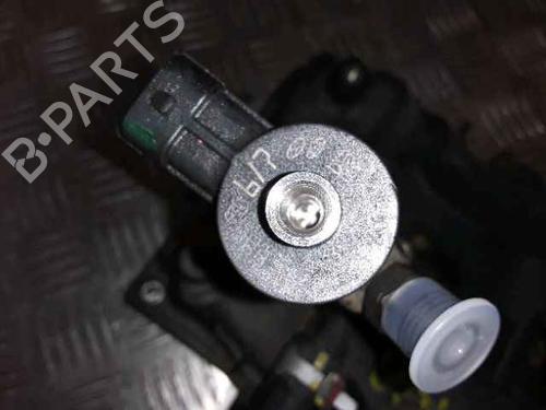Used Injector KIA SPORTAGE III (SL) 1.7 CRDi (116 hp) 25180745