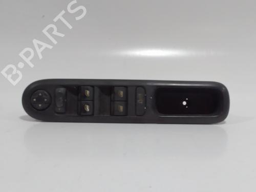 Used Switch Switch PEUGEOT 3008 I MPV (0U_) 1.6 HDi (112 hp) 33917583 33917583