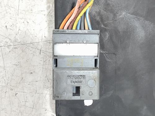 Fuse box RENAULT MEGANE II Coupé-Cabriolet (EM0/1_) 1.6 16V | BP32260436E1