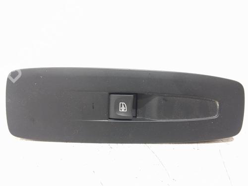 Højre bagtil elrude kontakt Højre bagtil elrude kontakt RENAULT GRAND SCÉNIC IV (R9_) 1.5 dCi 110 Hybrid Assist (R9AE, R9A3) (110 hp) 34197824 34197824