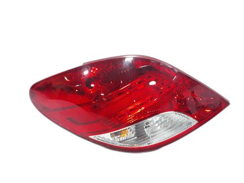 Used Left taillight PEUGEOT 207 (WA_, WC_) 1.6 HDi (92 hp) 31054685