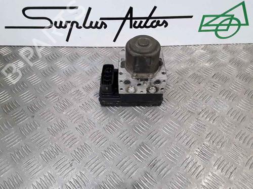 Used ABS pump TOYOTA COROLLA Verso (_E12_) 2.0 D-4D (CDE120_, CDE120R) (90 hp) 25765973