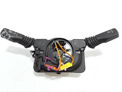 Used Headlight switch OPEL ZAFIRA / ZAFIRA FAMILY B (A05) 1.9 CDTI (M75) (120 hp) 26451337