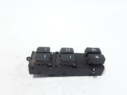 Switch KIA SOUL I (AM) 1.6 CRDi 128 | BP25186397I30 