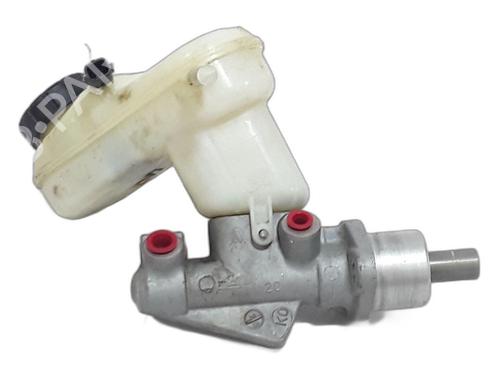 Used Brake master cylinder RENAULT TWINGO II (CN0_) 1.2 16V (CN04, CN0B) (75 hp) 29467761