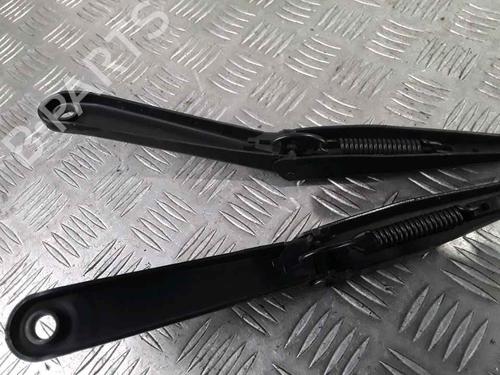 Front windshield wiper arm FORD FIESTA VI (CB1, CCN) 1.6 TDCi | BP25202604C143 