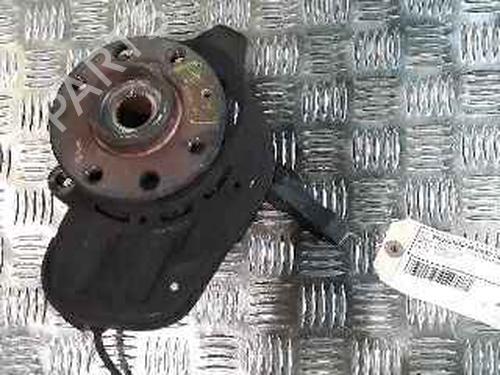 Used Right front steering knuckle OPEL MERIVA A MPV (X03) 1.6 16V (E75) (100 hp) 30521305