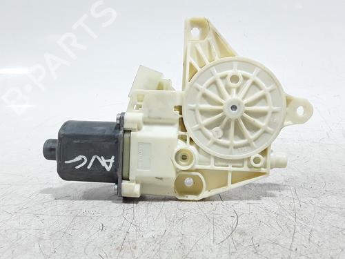 Used Left front window motor Left front window motor MERCEDES-BENZ A-CLASS (W176) A 180 CDI / d (176.012) (109 hp) 33726878 33726878