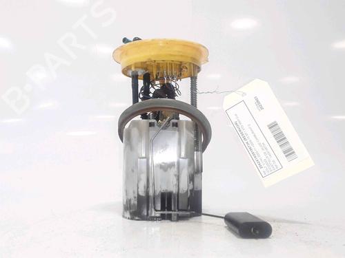 Used Fuel pump VW GOLF V (1K1) [2003-2010]  25183282
