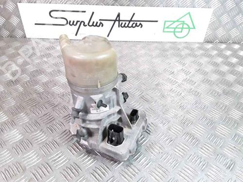 Used Steering pump VOLVO S80 II (124) D5 (215 hp) 25174250