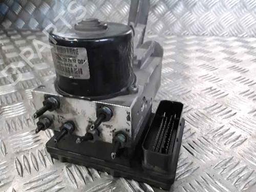 Used ABS pump BMW 1 (E87) 118 d (122 hp) 25165945