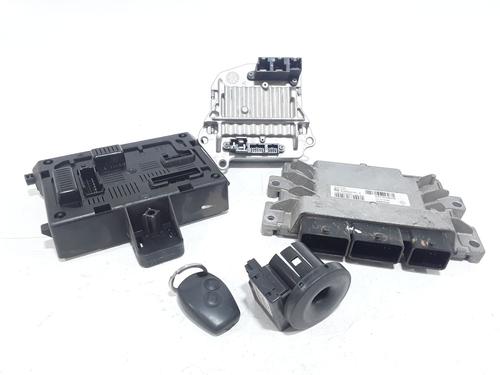 Used Electronic module RENAULT CLIO III (BR0/1, CR0/1) 1.2 16V (BR02, BR0J, BR11, CR02, CR0J, CR11) (75 hp) 27267114