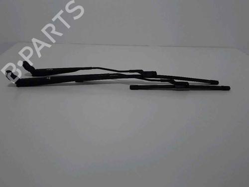 Used Front windshield wiper arm CITROËN C3 Picasso (SH_) 1.6 HDi (109 hp) 25202448