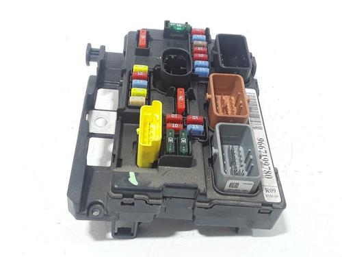 Zekeringkast PEUGEOT 207 (WA_, WC_) 1.6 HDi (92 hp) 25180581