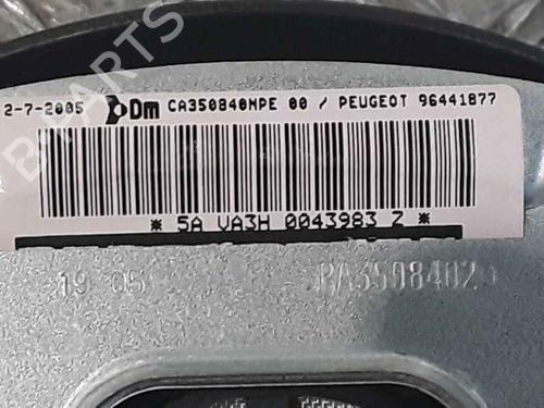 Driver airbag PEUGEOT 1007 (KM_) 1.4 HDi | BP25765457C9 