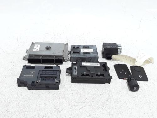 Used Electronic module RENAULT CLIO IV (BH_) 0.9 TCe 90 (BHNF, BHMA, BHMH, BHJK, BHJR) (90 hp) 32739081