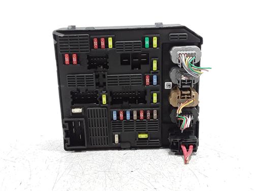 Used Fuse box Fuse box RENAULT SCÉNIC III (JZ0/1_) 1.9 dCi (JZ0J, JZ1J, JZ1K, JZ1S) (131 hp) 33726852 33726852