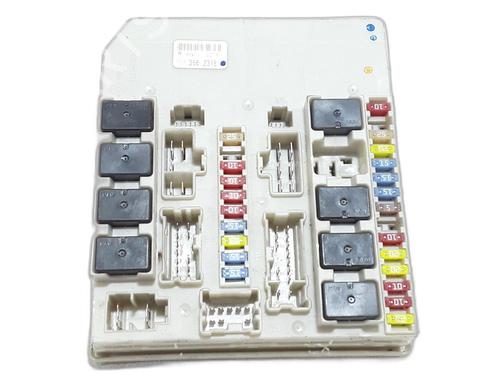 Fuse box RENAULT CLIO III (BR0/1, CR0/1) 1.4 16V | BP29756537E1