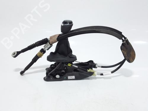 Used Gear lever RENAULT MEGANE IV Hatchback (B9A/M/N_) 1.2 TCe 130 (B9MR) (130 hp) 25183435