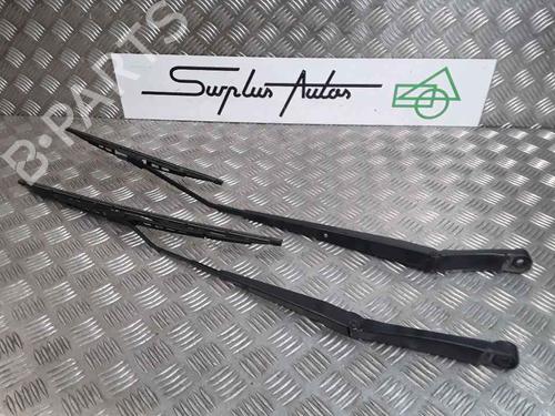 Used Front windshield wiper arm NISSAN MICRA IV (K13K, K13KK) 1.2 (79 hp) 25202386