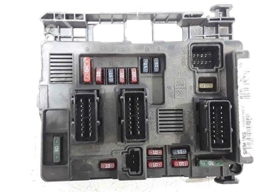 Fuse box PEUGEOT 206 Hatchback (2A/C) 1.1 i | BP25178209E1 