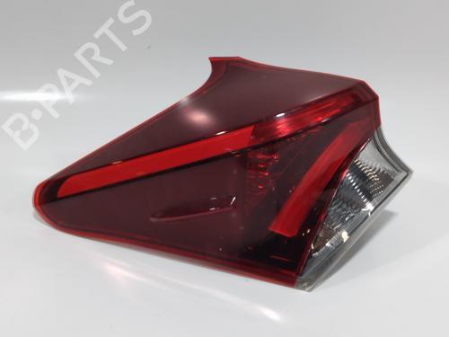 Venstre baglygte Venstre baglygte TOYOTA AURIS (_E18_) 1.8 Hybrid (ZWE186_, ZWE186R) (136 hp) 33892204 33892204