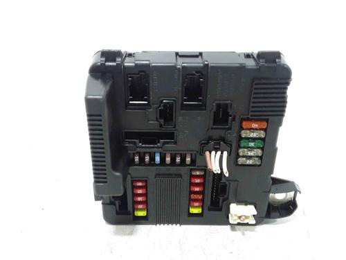 Used Fuse box RENAULT SCÉNIC II (JM0/1_) 1.9 dCi (JM0G, JM12, JM1G, JM2C) (120 hp) 25177771