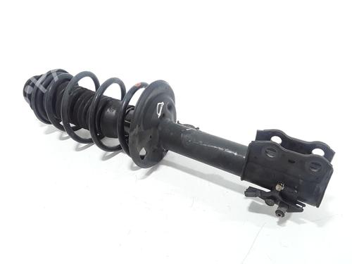 Used Right front shock absorber TOYOTA YARIS (_P13_) 1.3 (NSP130_, NSP130) (99 hp) 25767061