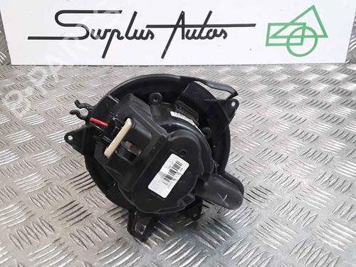 Heater blower motor RENAULT CLIO IV (BH_) 1.5 dCi 90 | BP25184980M62