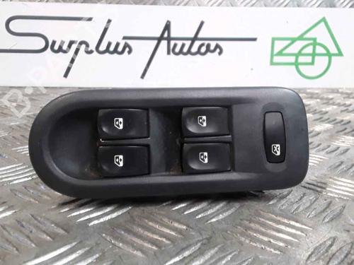 Used Switch RENAULT CLIO III (BR0/1, CR0/1) 1.5 dCi (BR17, CR17) (86 hp) 25186221