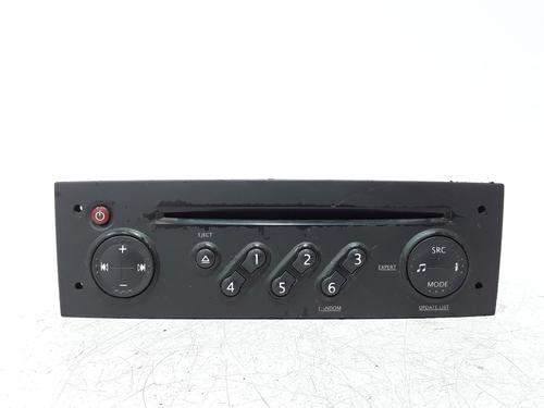 Used Radio RENAULT CLIO III (BR0/1, CR0/1) 1.5 dCi (C/BR0G, C/BR1G) (68 hp) 28371951