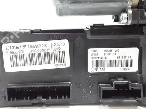 Left front window motor RENAULT SCÉNIC III (JZ0/1_) 1.9 dCi (JZ0J, JZ1J, JZ1K, JZ1S) | BP26458267E21 