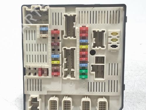 fuse-box-renault-laguna-iii-bt01-2007-2008-2009-2010-2011-2012-2013-2014-2015-32099204 main image