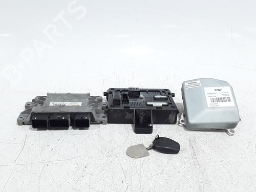 Used Electronic module RENAULT CLIO III (BR0/1, CR0/1) 1.2 16V (BR02, BR0J, BR11, CR02, CR0J, CR11) (75 hp) 32149974