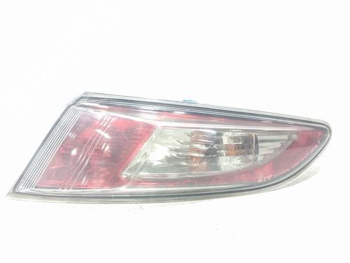 Feu arrière droit HONDA CIVIC VIII Hatchback (FN, FK) 2.2 CTDi (FK3) (140 hp) 32099182