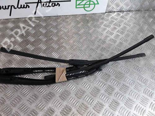 Front windshield wiper arm BMW 3 (E90) 320 d | BP25202363C143 
