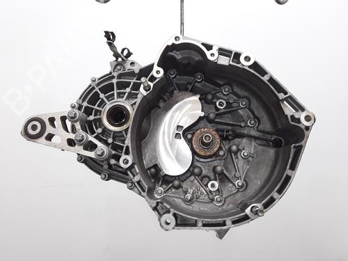 Gearkasse Gearkasse FIAT 500X (334_) 1.6 D Multijet (334AXA1B, 334AXA11) (120 hp) 39936680 39936680