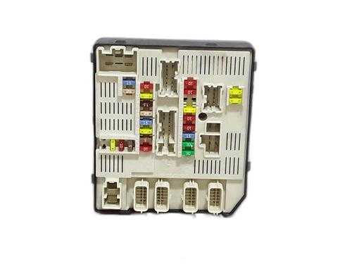 Used Fuse box RENAULT MEGANE III Hatchback (BZ0/1_, B3_) 1.5 dCi (86 hp) 30530479