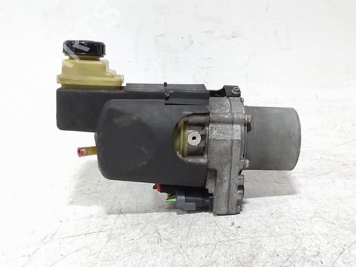 Used Steering pump Steering pump RENAULT LAGUNA Coupe (DT0/1) 2.0 dCi (DT01, DT08, DT09, DT0K, DT12, DT1C, DT1D, DT1M,... (150 hp) 39731663 39731663