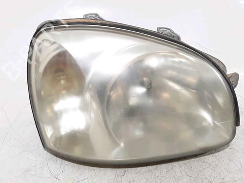Used Right headlight HYUNDAI SANTA FÉ I (SM) 2.0 CRDi 4x4 (113 hp) 25182325